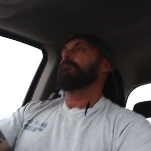 Meet your Posher, Chuck